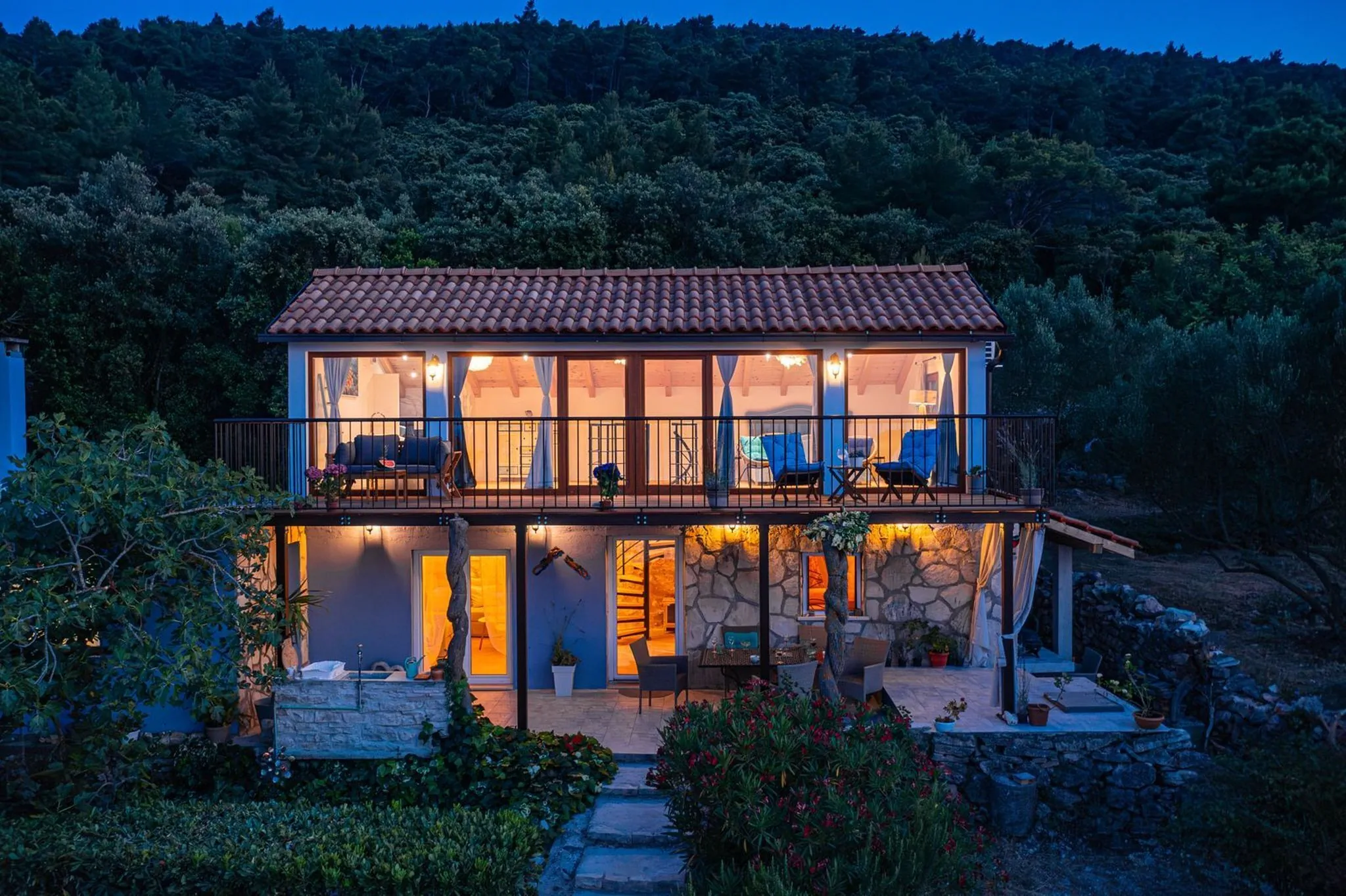 House Bjankura Blato