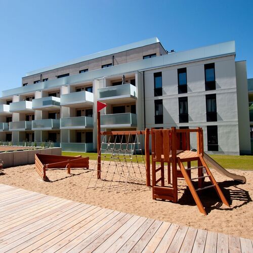 Apartament IKAR Rewal z własnym ogródkiem - przy plaży 