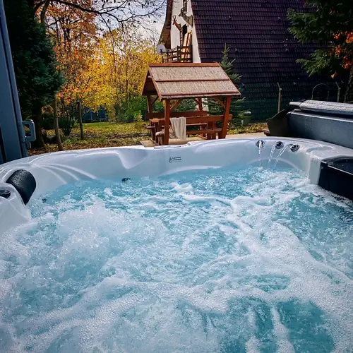 Jacuzzi