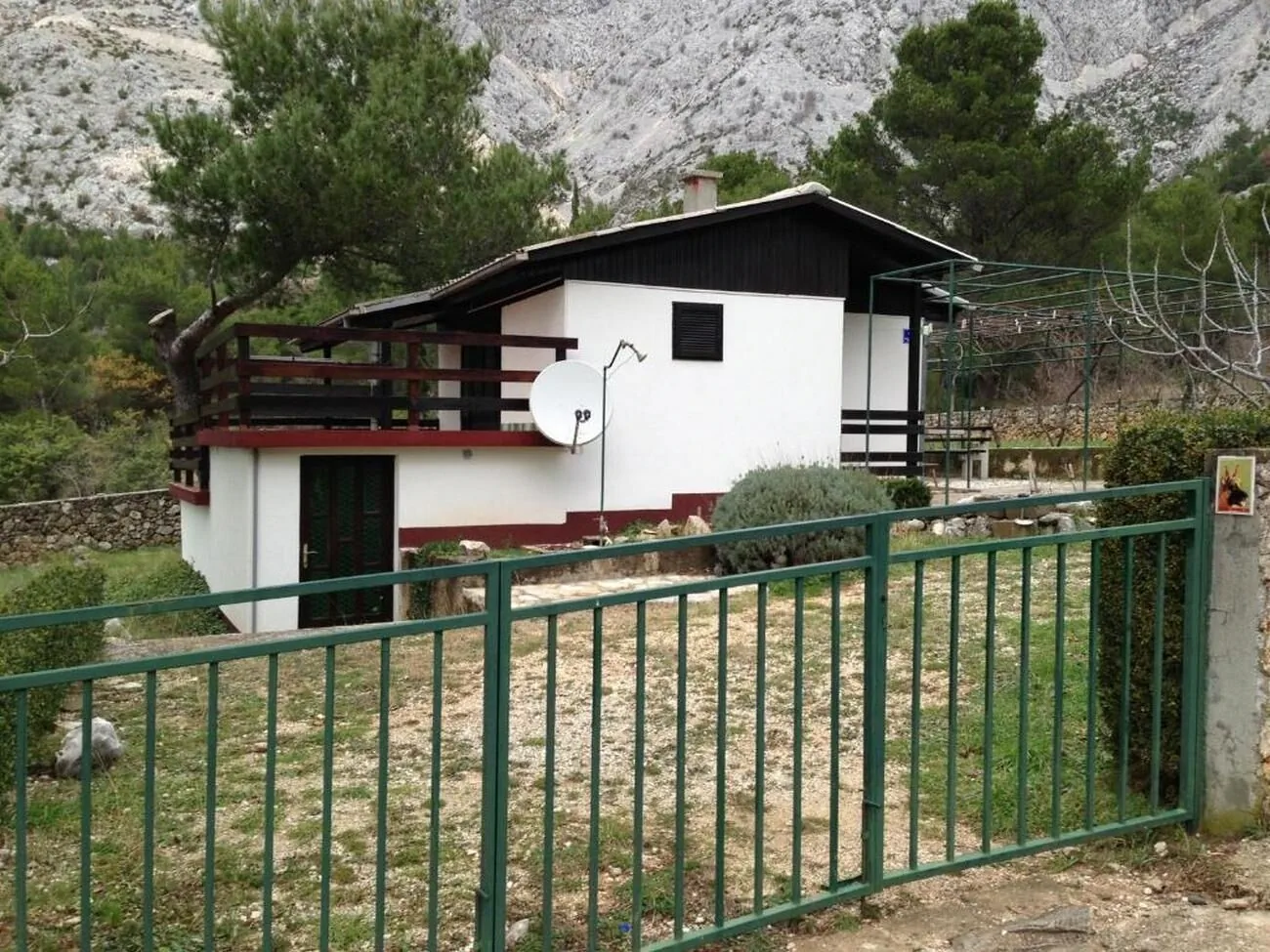 Nyaralóház Parkolóhellyel Bast, Makarska - 23316 Bast