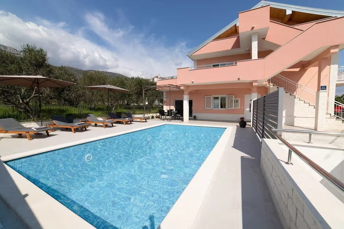 Apartments With Swimming Pool Kaštel Stari, Kaštela - 24273 Kaštel Stari
