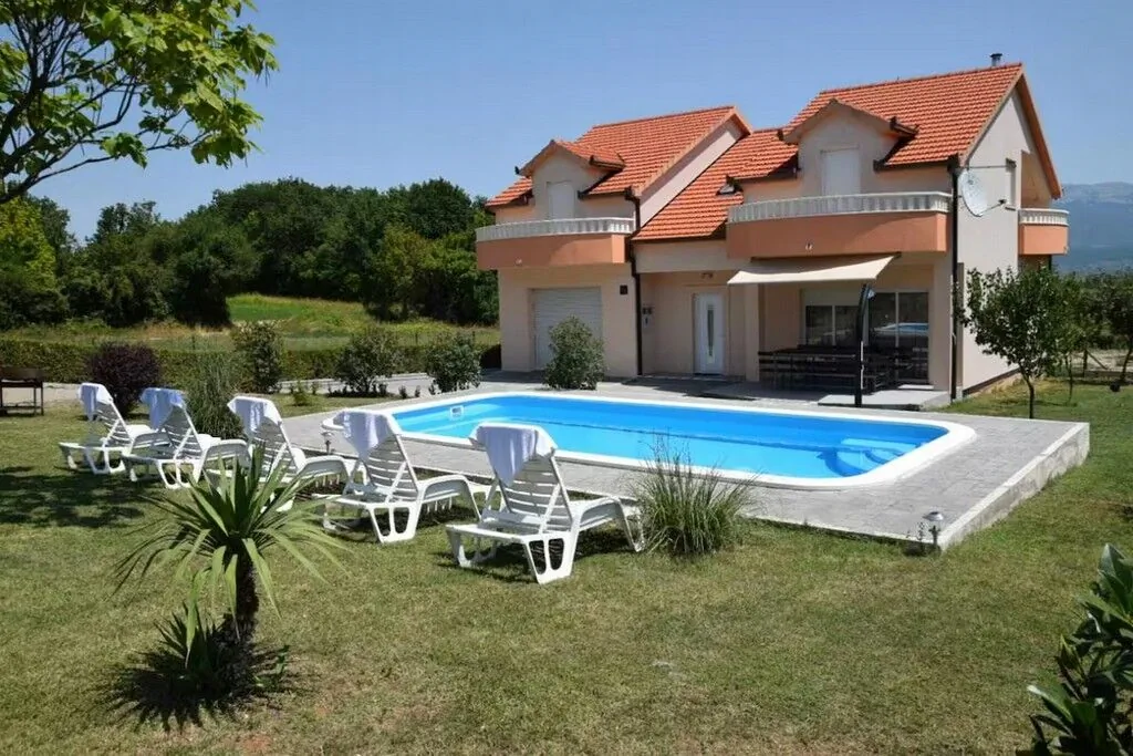 Family Friendly House With A Swimming Pool Sinj, Zagora - 24347 Sinj