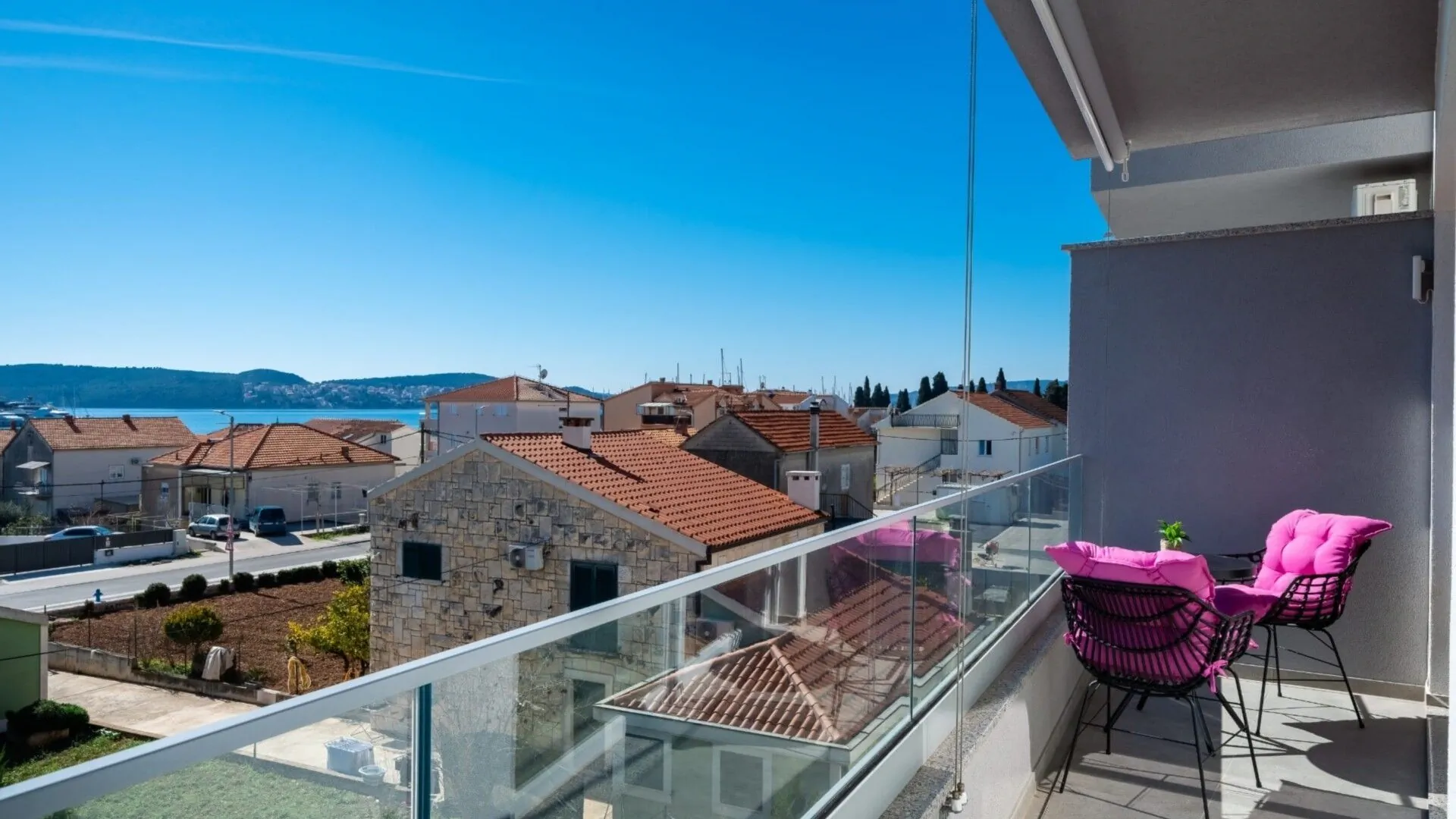 Apartments With Parking Space Seget Donji Trogir - 24577