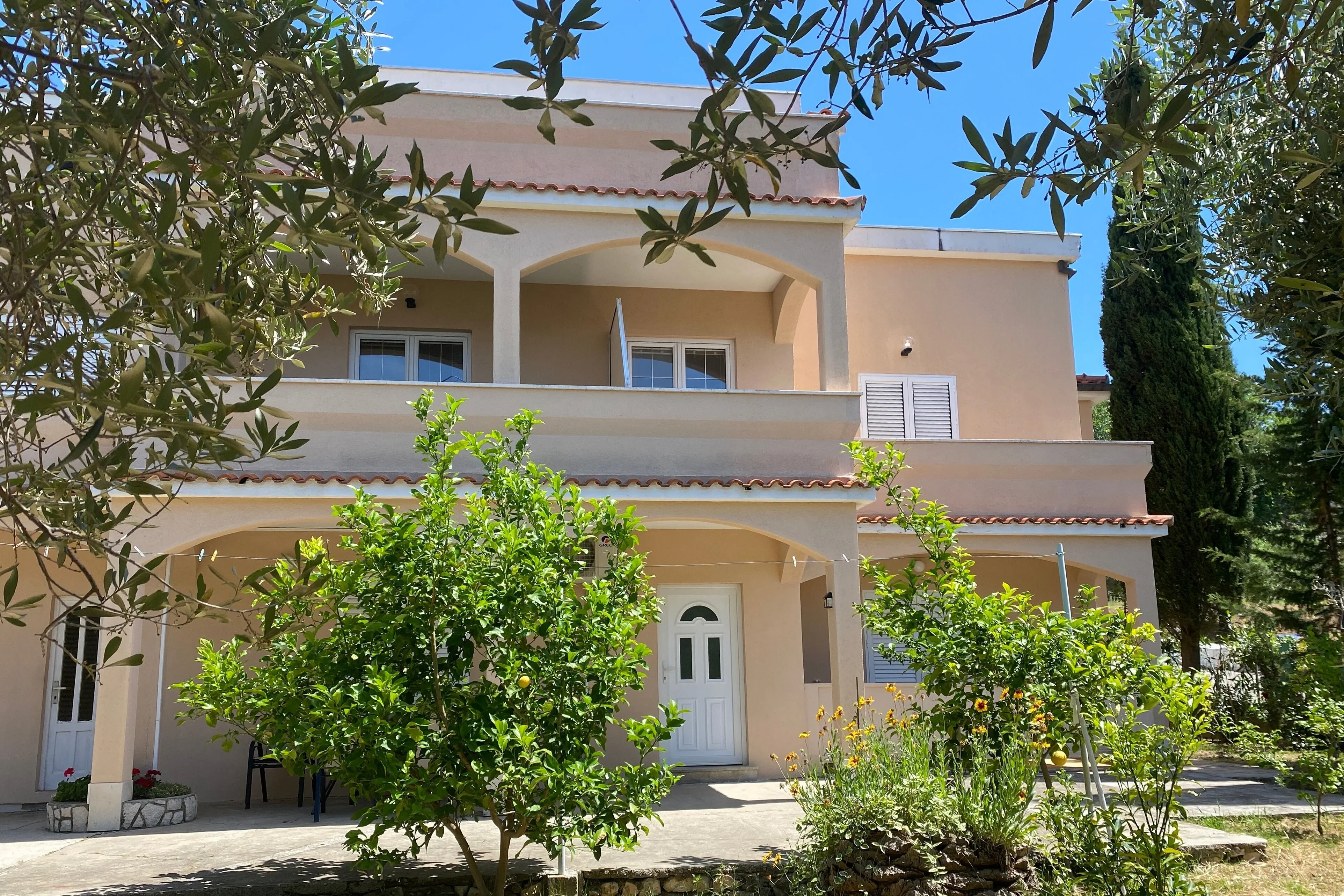 Apartments With Parking Space Lopar, Rab - 24597 Lopar