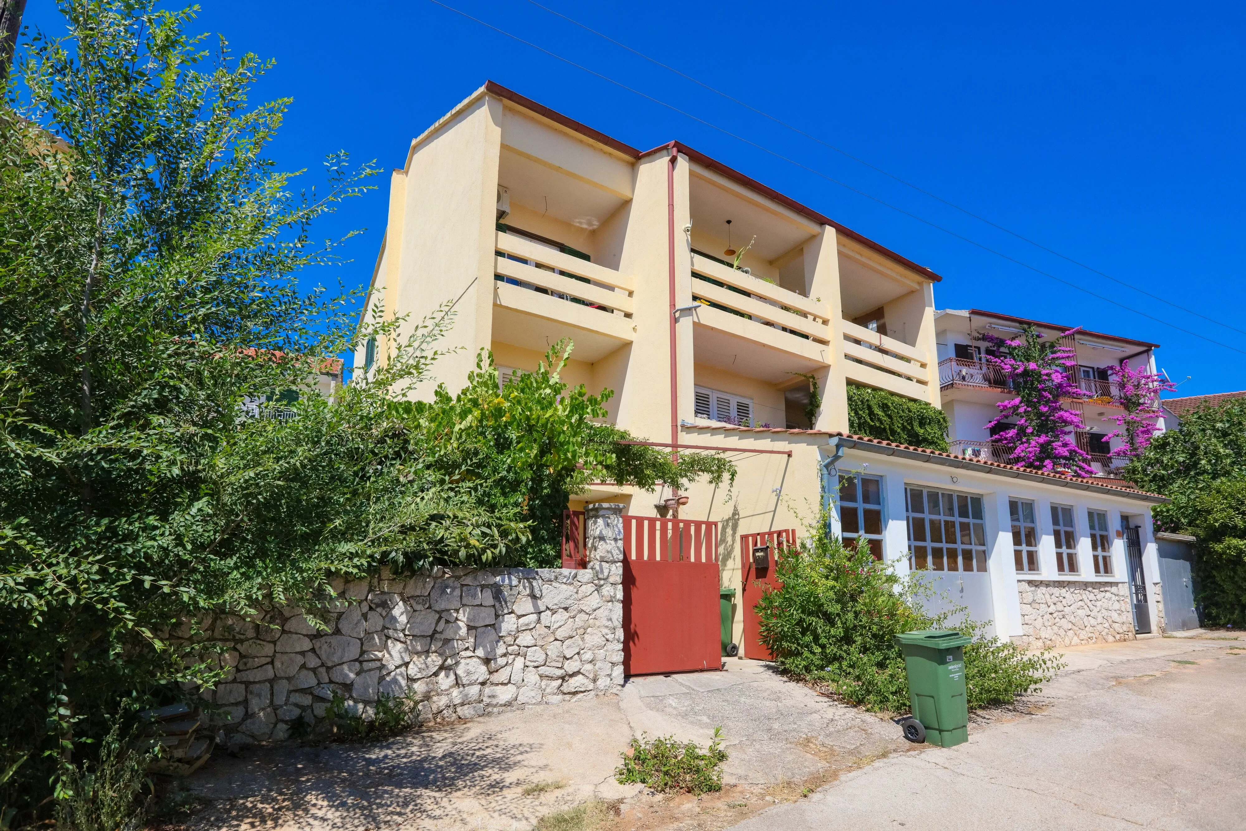 Apartments With Parking Space Šibenik - 24719