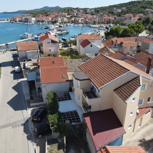 Apartmanok A Tenger Mellett Kukljica, Ugljan - 24795 Kukljica