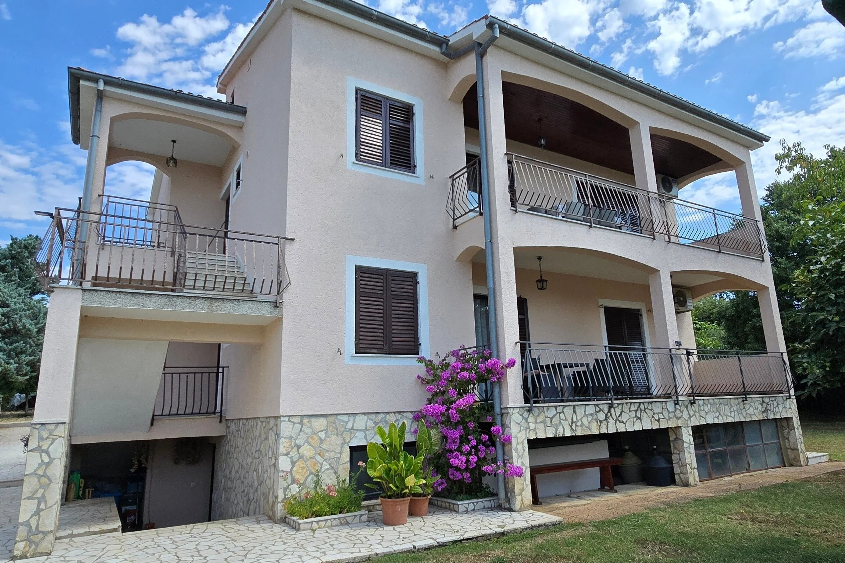 Apartments With Parking Space Buići, Poreč - 24819 Buići
