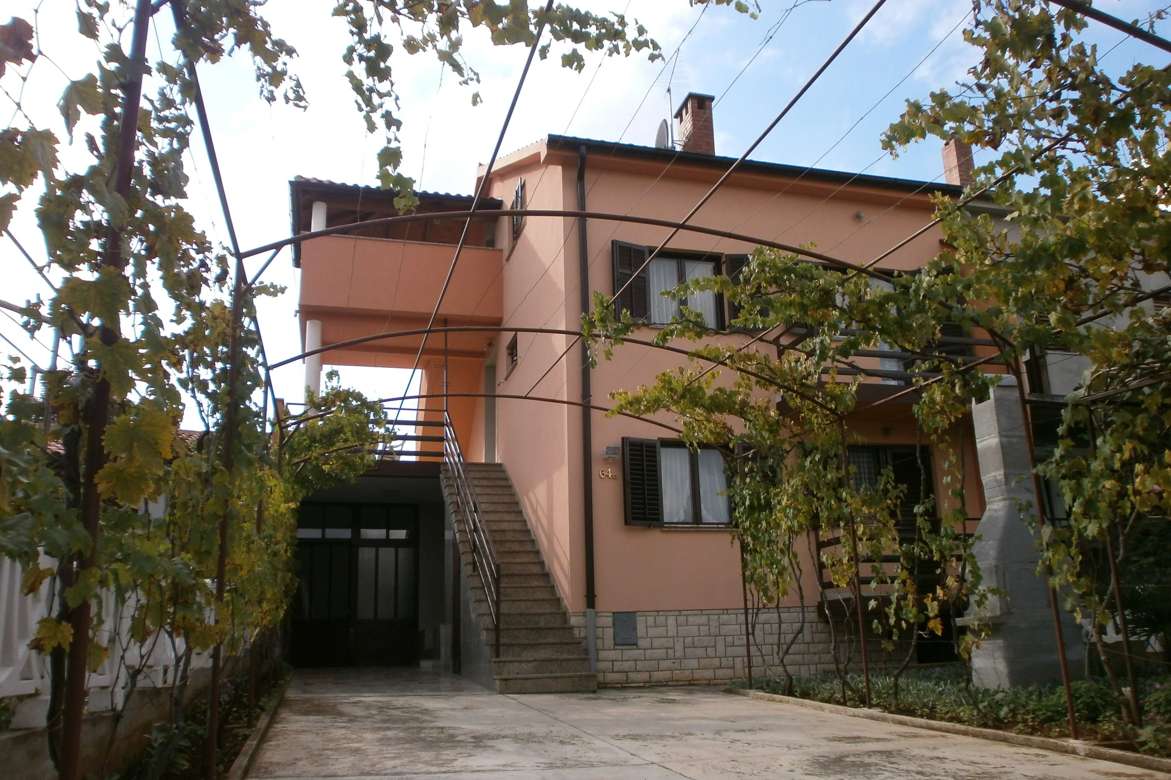 Apartments With Parking Space Valbandon, Fažana - 24921 Valbandon
