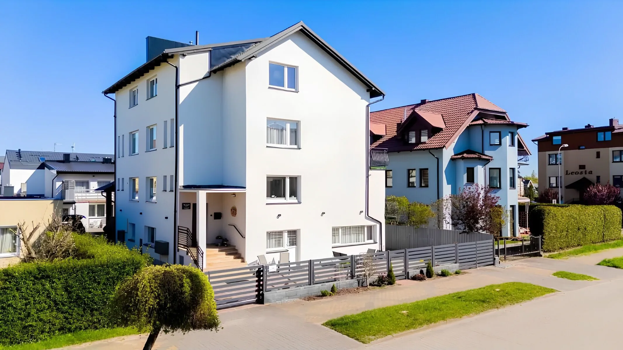 Apartamenty i Pokoje Willa Bliźniak Karwia