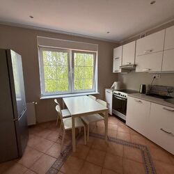 Pokoje na ul. Bułhakowa Poznań&nbsp;<sup></sup>