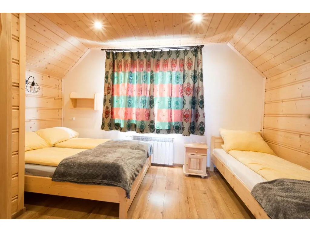 Domki Dw KInga z jacuzzi na Granicznej Kacwin