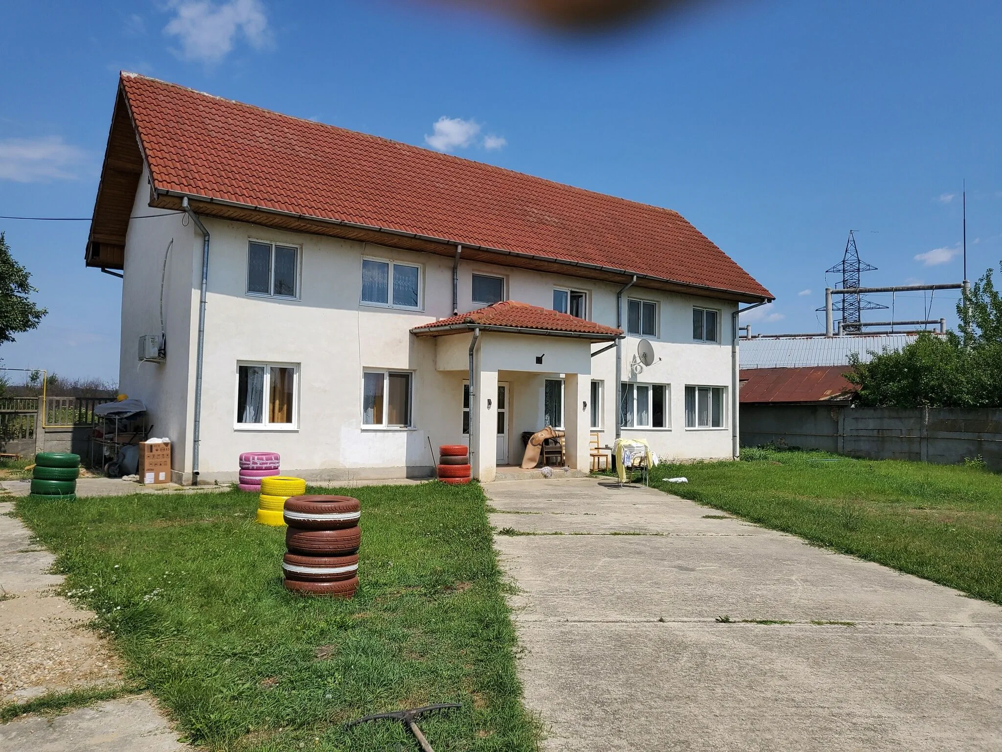 Casa Monica Târgu Cărbuneşti