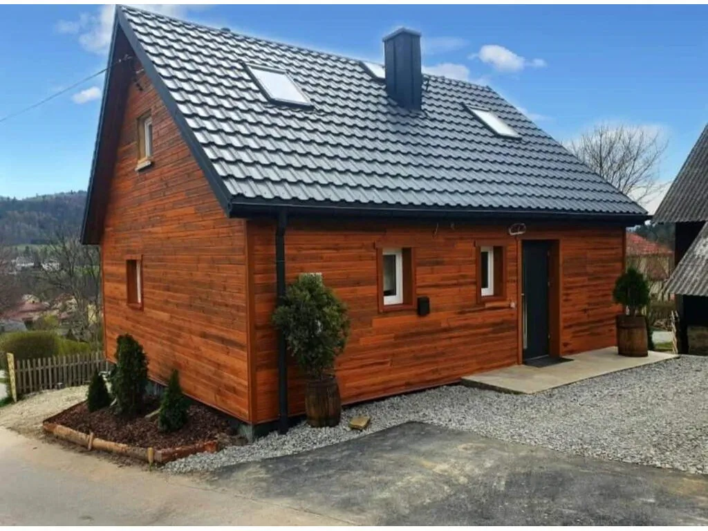 Domek Tuni Pewel Wielki