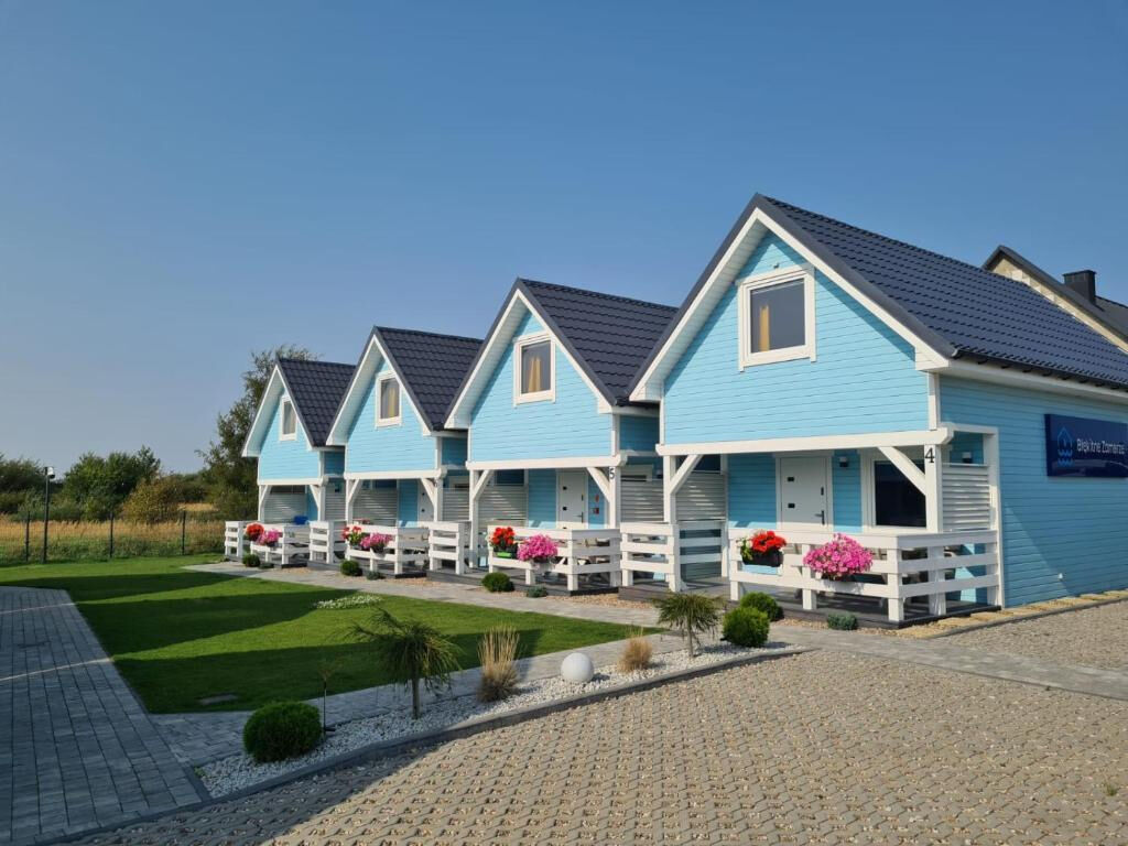 Błękitne Zamorze i Domki Premium Niechorze