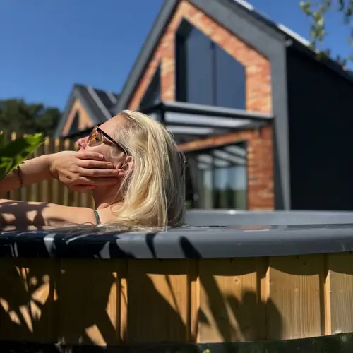 Balia ogrodowa z hydromasażem