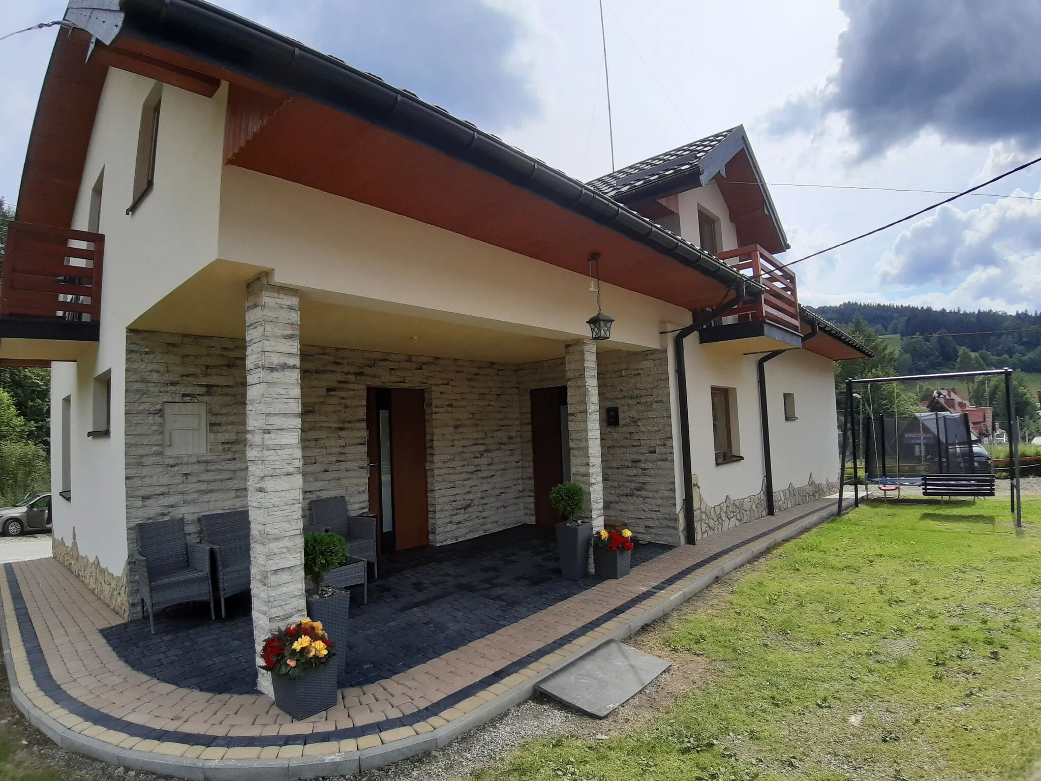 Apartamenty przy stoku narciarskim Wierchomla Mała