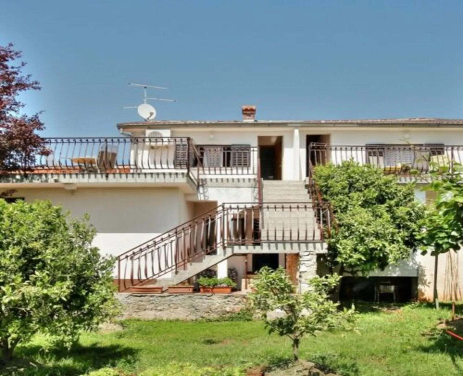 Apartman Paradinović 2 Zambratija