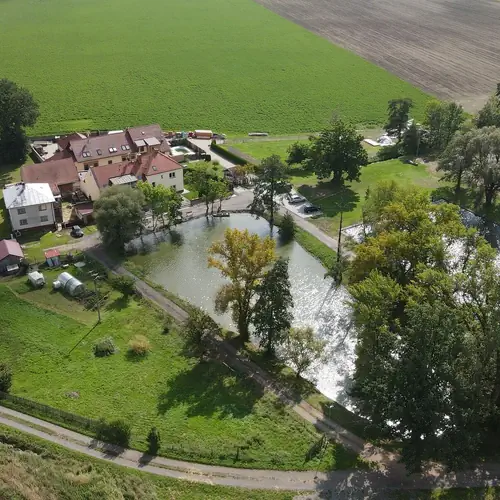 okol&iacute; penzionu Valachovna