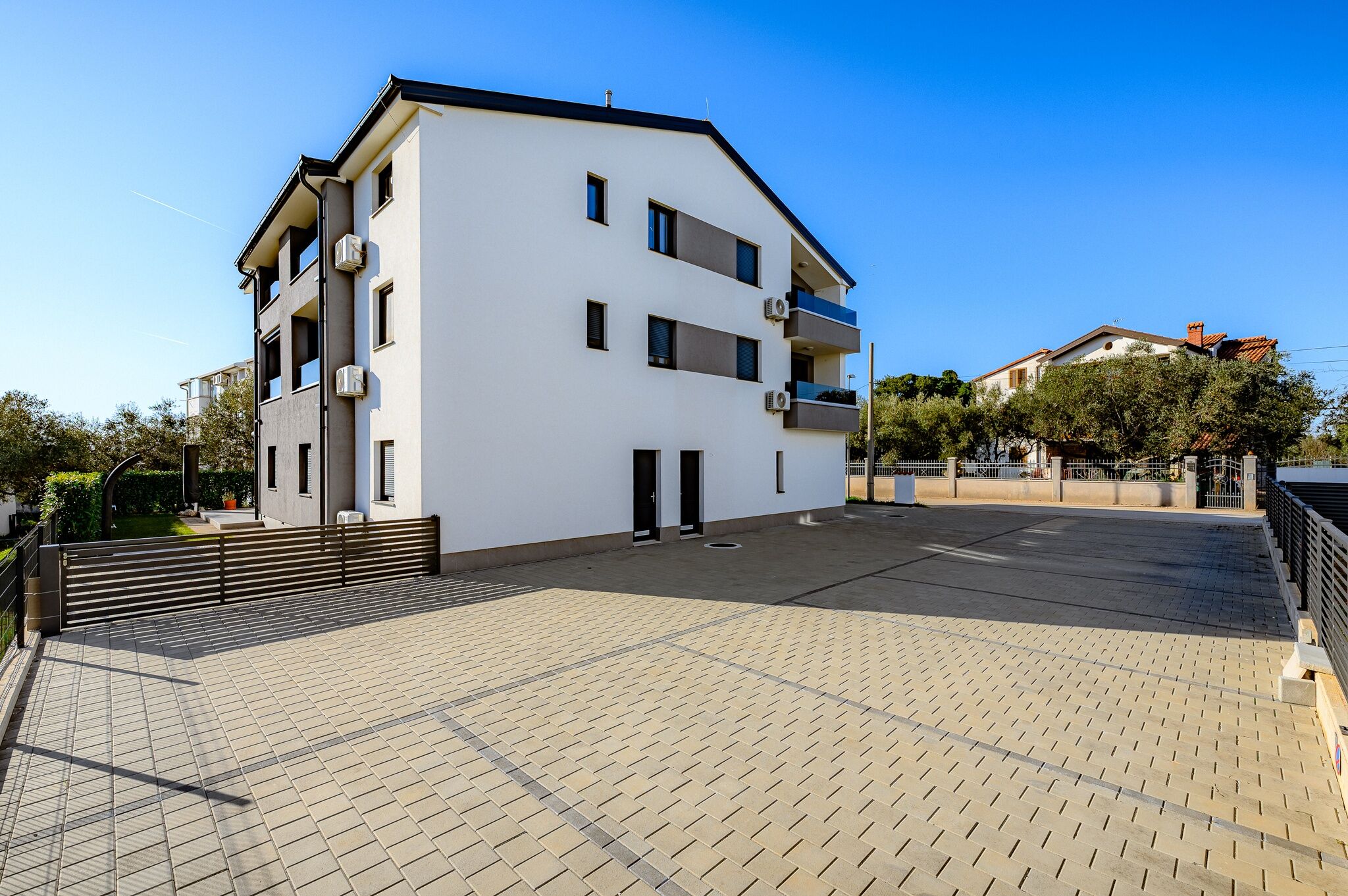 Apartman Karla Zambratija