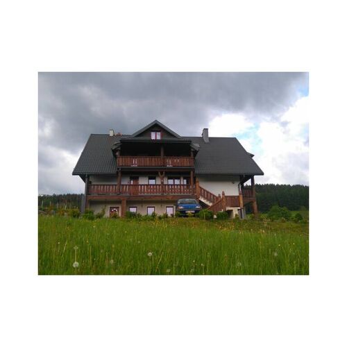 Dom na Skale Rabe, Czarna