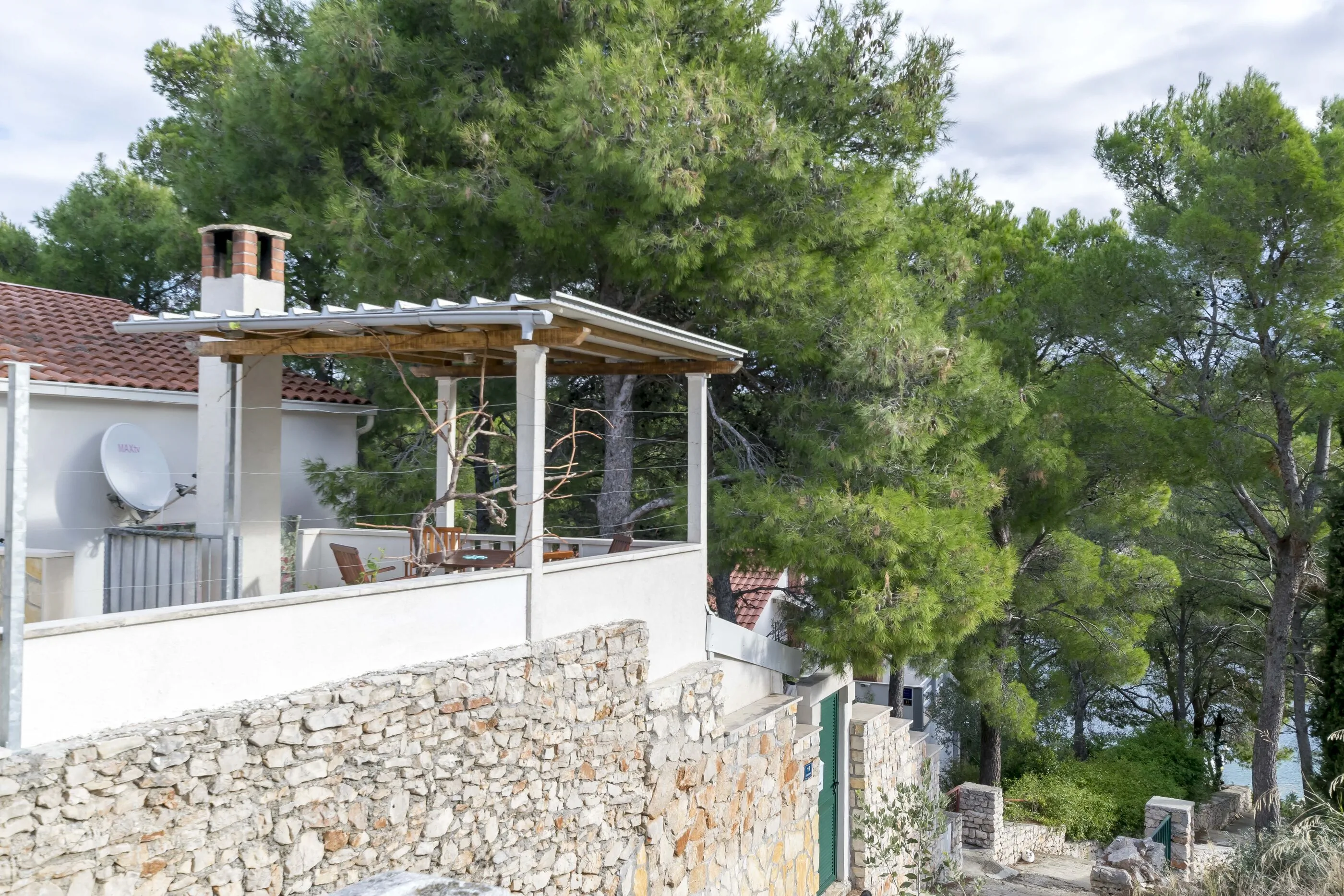 Apartments Jase Milna