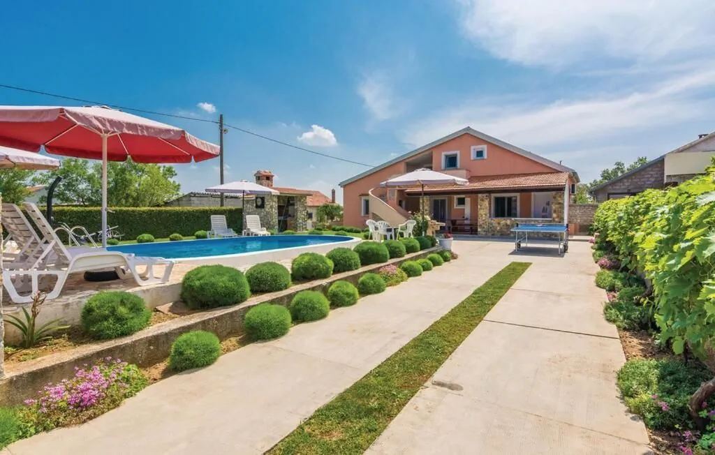 House Bonaca Zemunik Donji