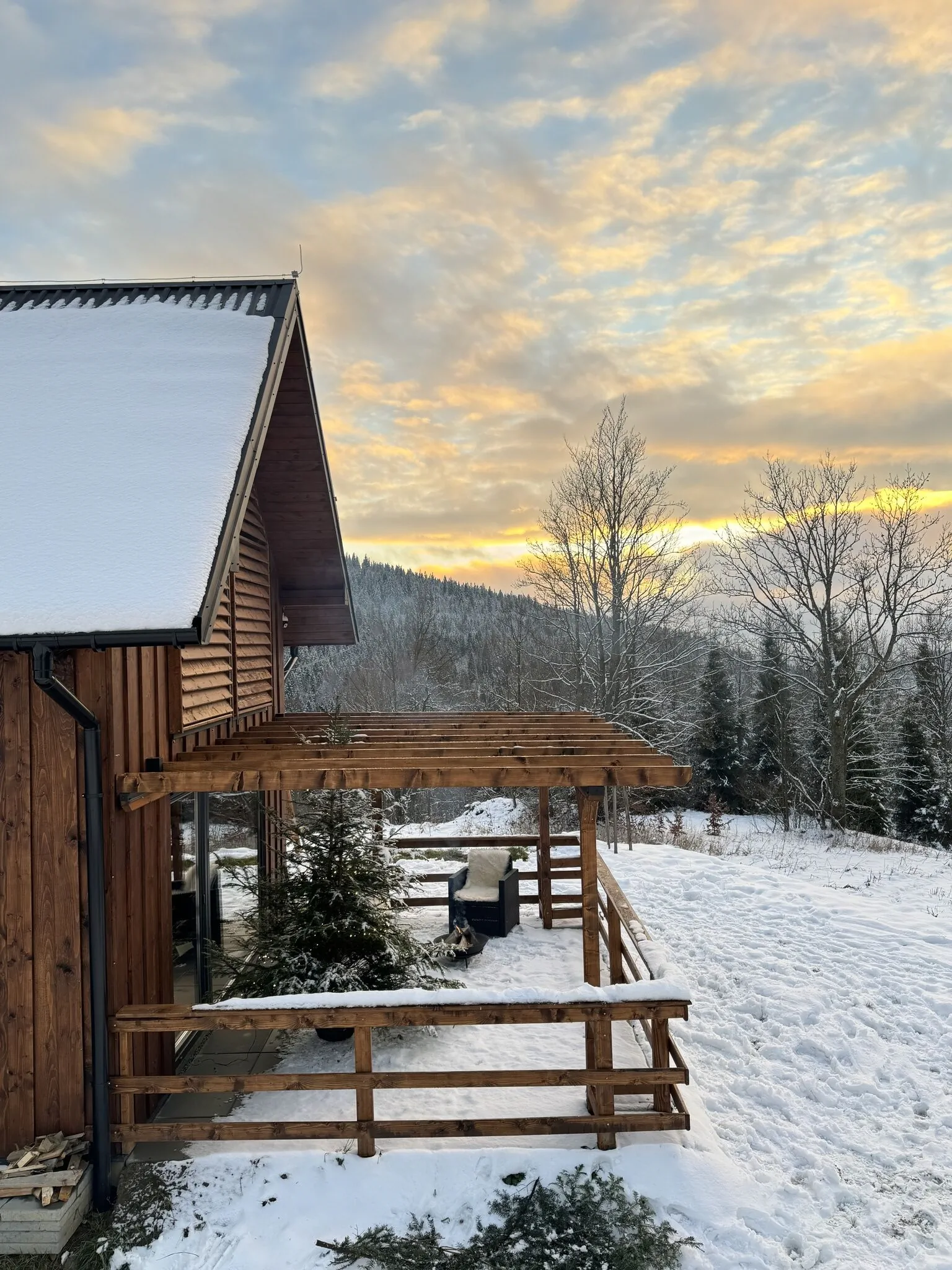 Dom Gorce Stodoła Obidowa