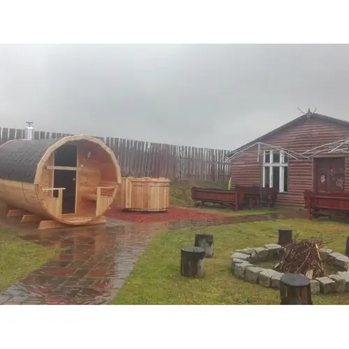 Sauna i balia kąpielowa