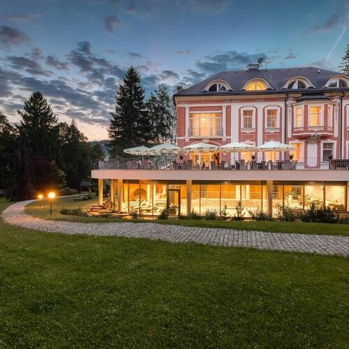 Wellness & Spa hotel Villa Regenhart