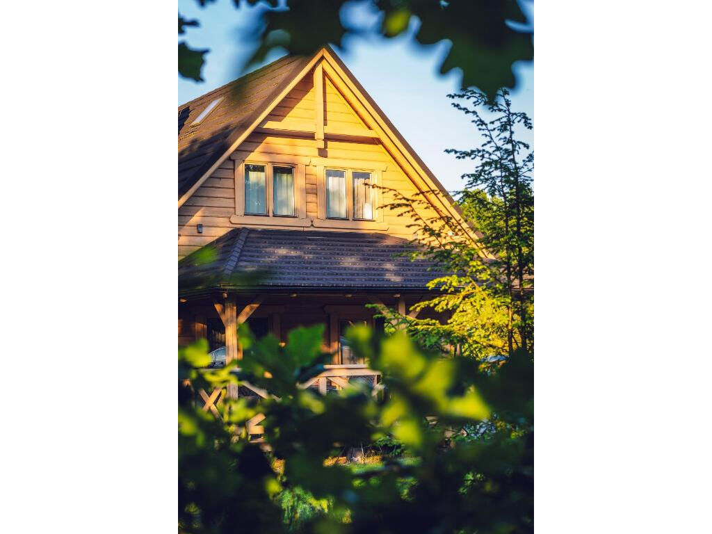 SeaUSasino – Luksusowe drewniane domy z kominkami