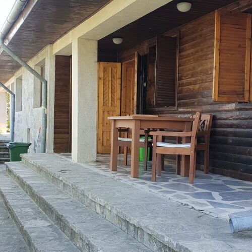  Vila Far Sfântu Gheorghe