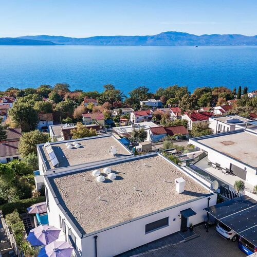 Apartmanok Családok Részére Medencével Njivice, Krk - 25033 Njivice