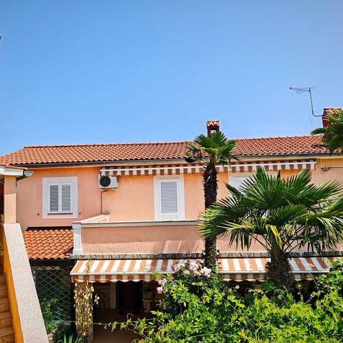 Ház Családok Részére Parkolóhellyel Gabonjin, Krk - 25035 Gabonjin