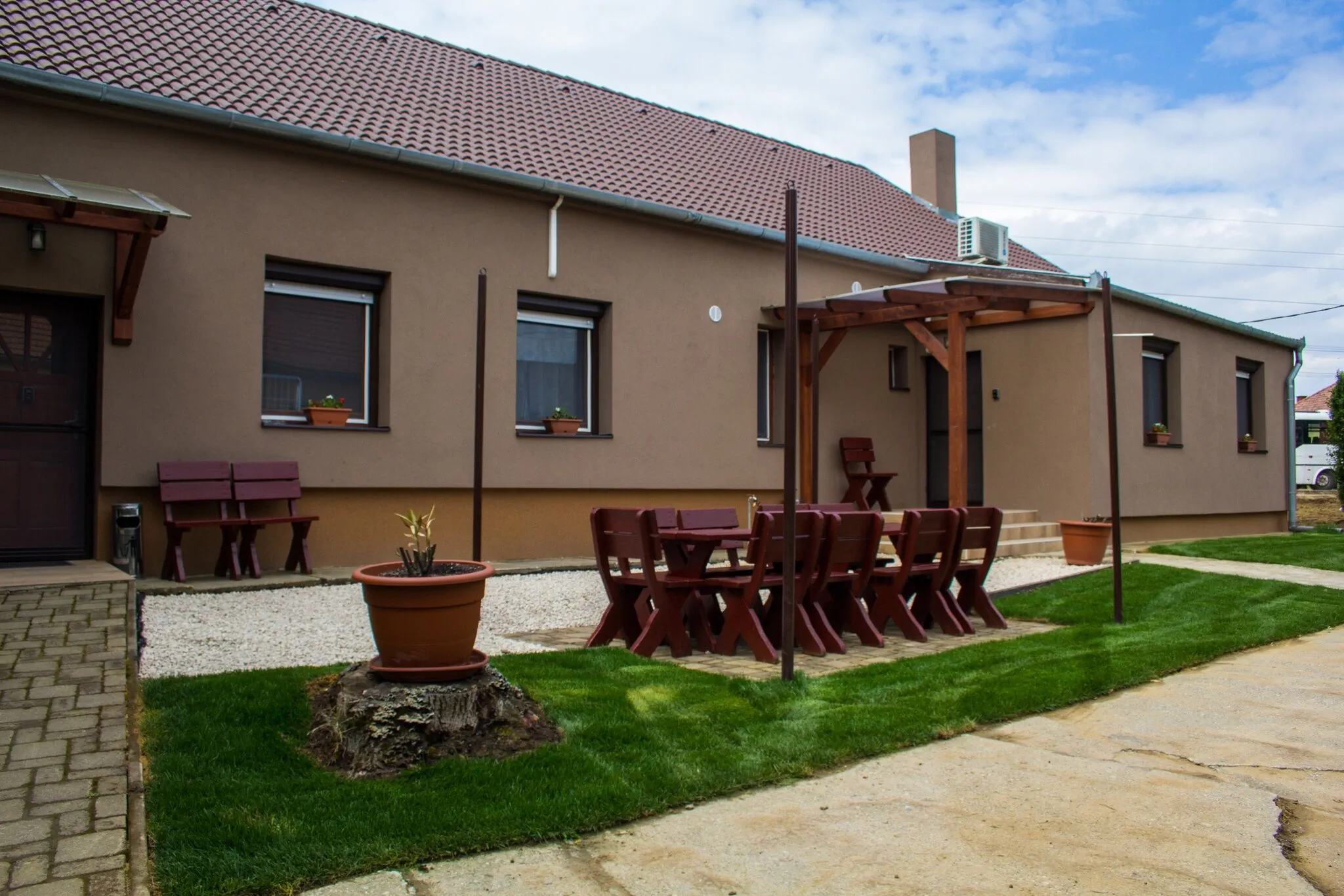 Noel Apartman Sásd