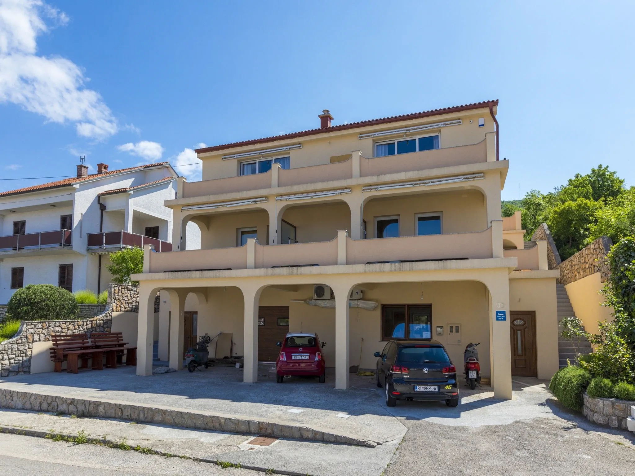 Apartments Ninac Klenovica