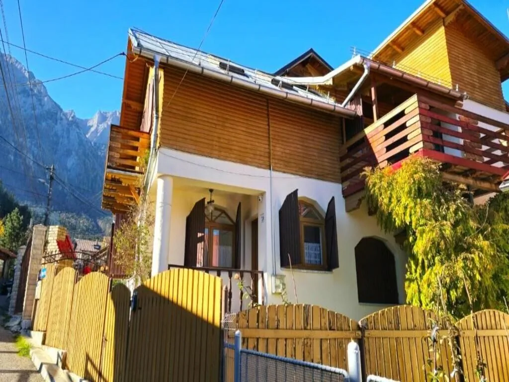 Vila Poiana Verde Bușteni
