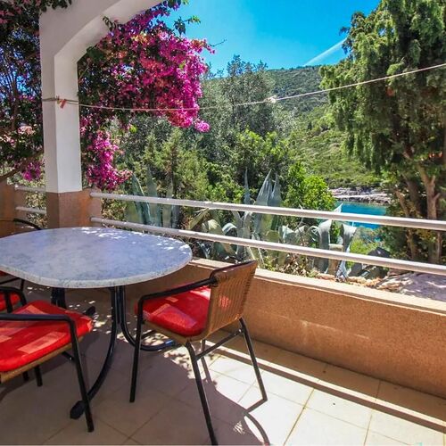 Apartman Gdinj - CDH622