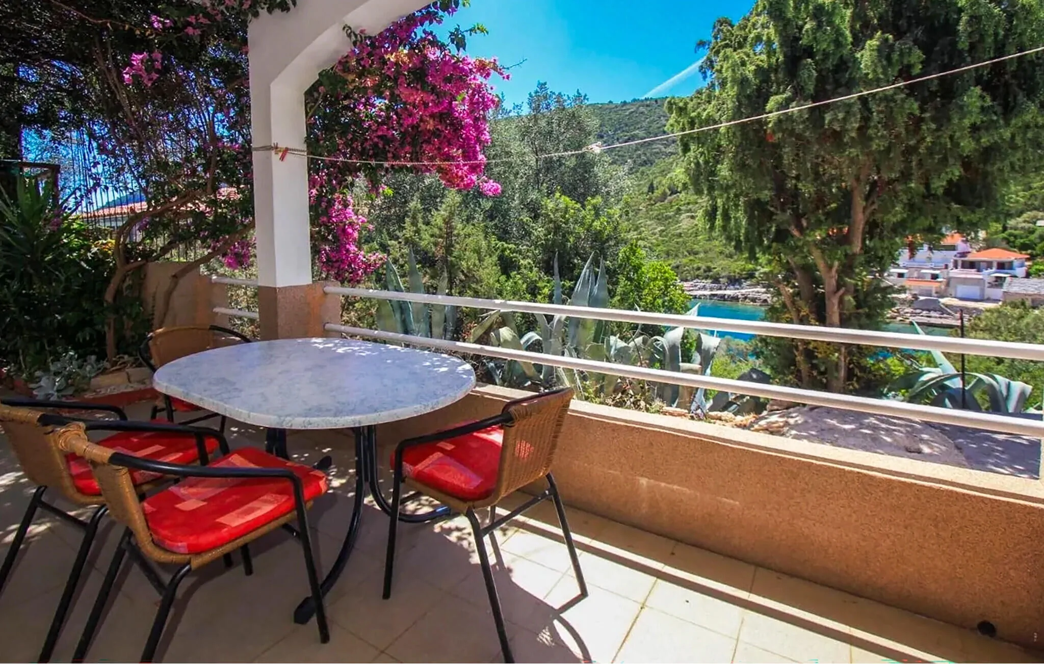 Apartman Gdinj - CDH622