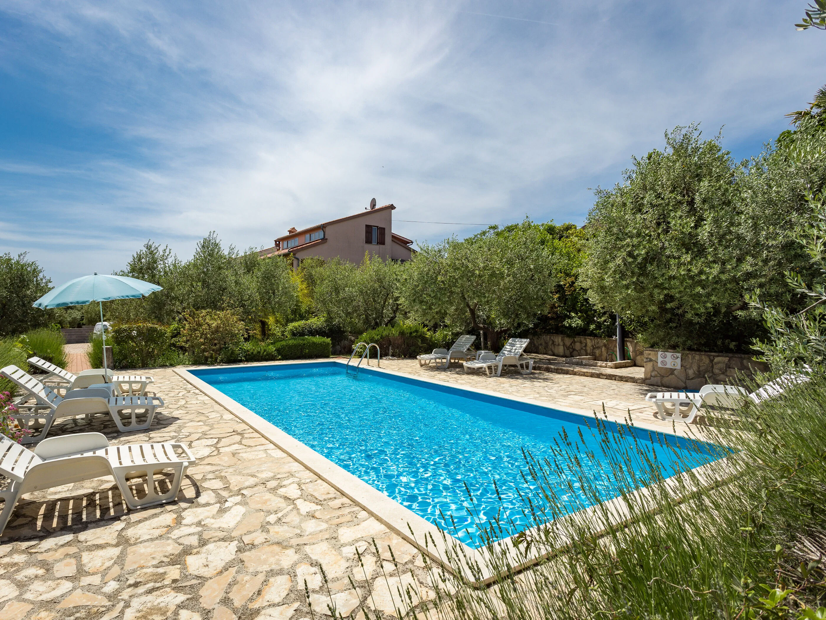 Apartments Giuliano Tar