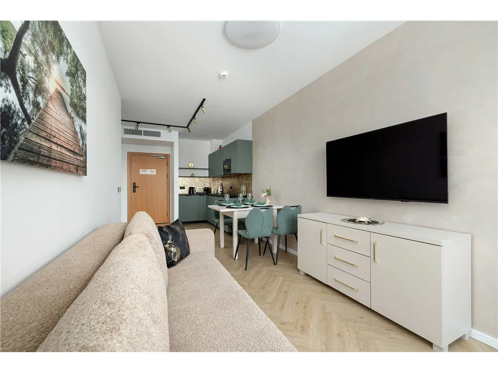 Art Lake 3.7 | Mielno | Elegant Apartment | Pool