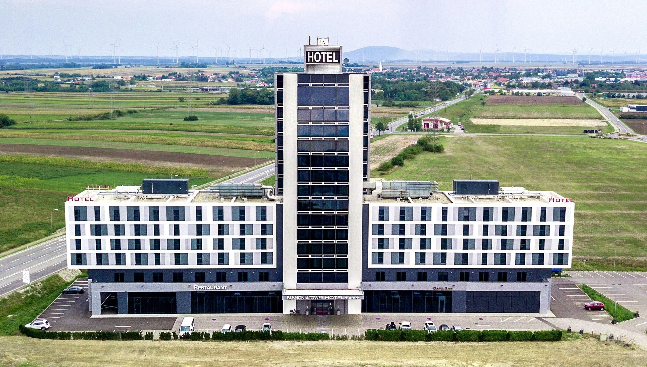 Pannonia Tower Hotel Parndorf