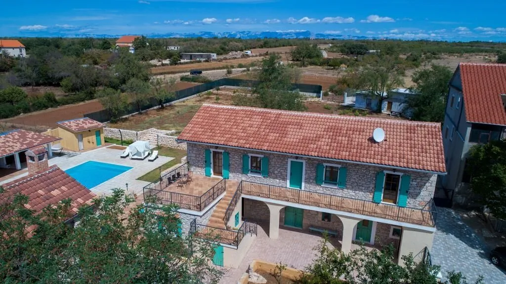 Luxury Villa With A Swimming Pool Gornje Raštane, Biograd - 17837 Gornje Raštane