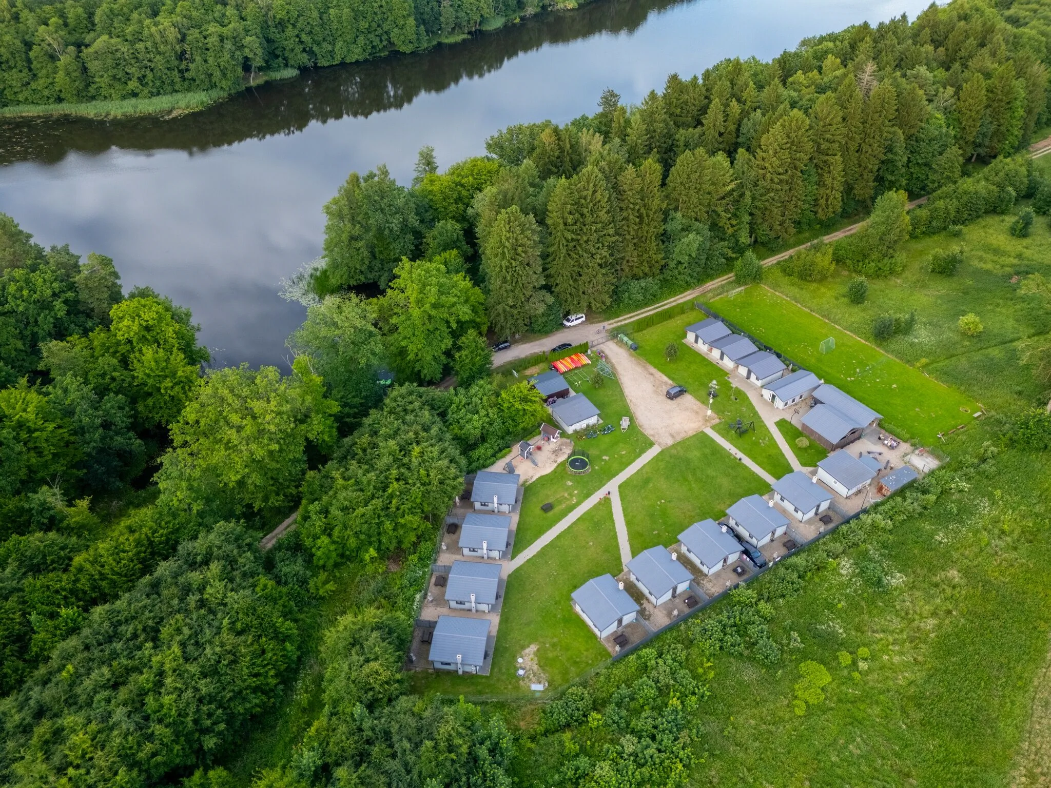 Domki nad rozlewiskiem Barkowo
