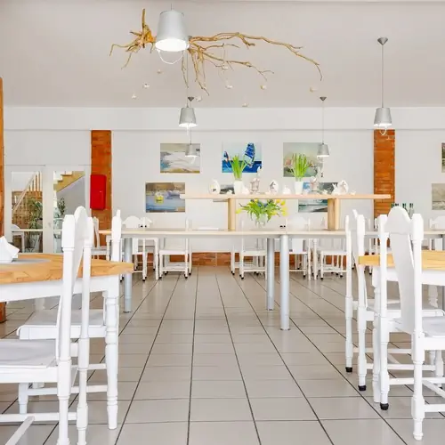 Jadalnia, w kt&oacute;rej serwujemy posiłki