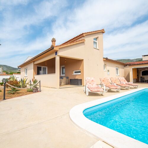 Holiday Home near Trogir Plano