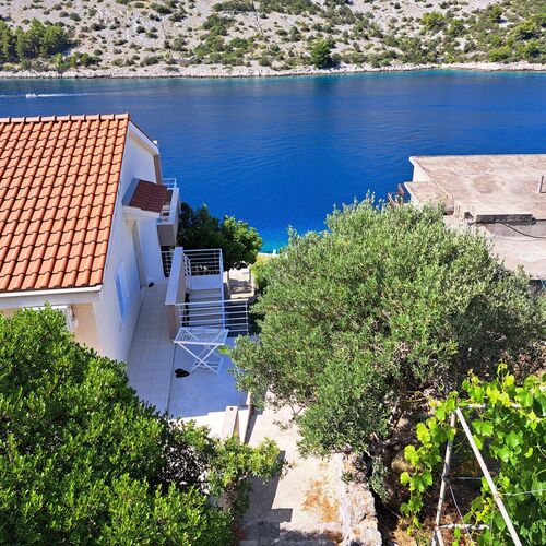 House Marica Vinisce