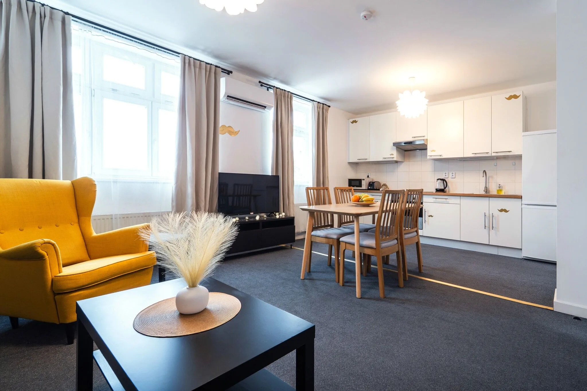 Little Tom Apartments