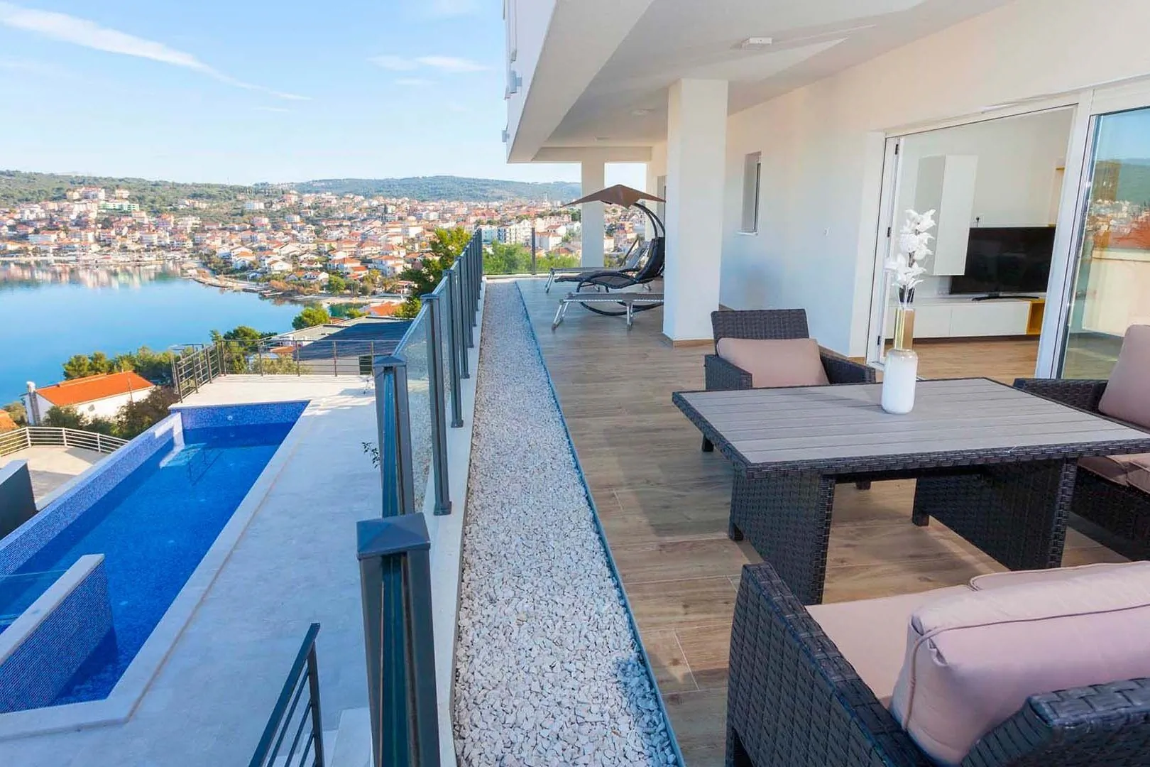 Family-friendly Apartments With Swimming Pool Rastići, Čiovo - 25089 Rastići