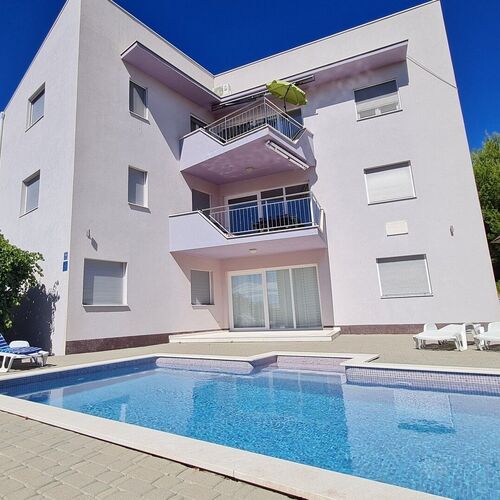 Apartmanok Családok Részére Medencével Mavarstica Ciovo - 25093 Mavarštica