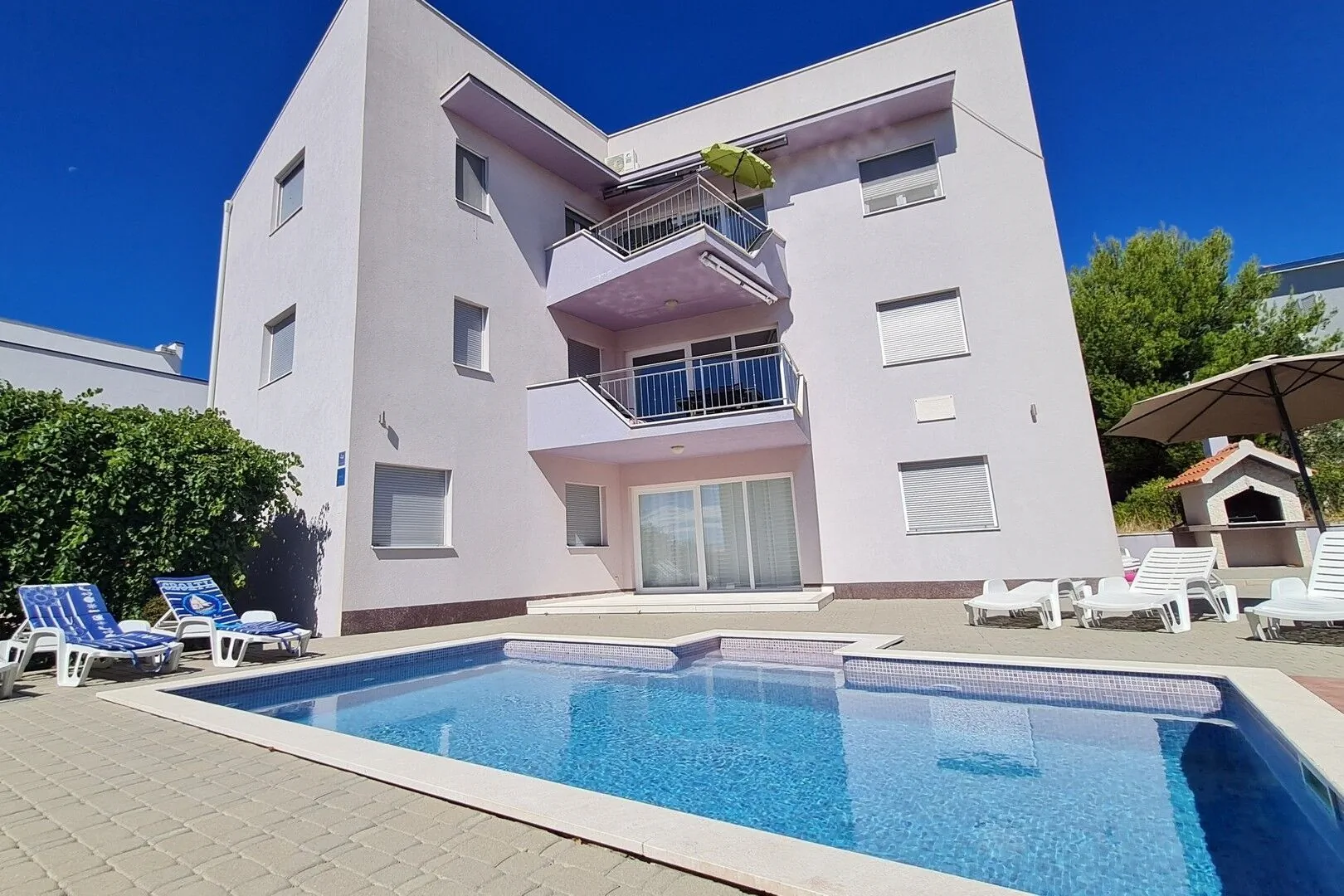 Family-friendly Apartments With Swimming Pool Mavarštica, Čiovo - 25093 Mavarštica